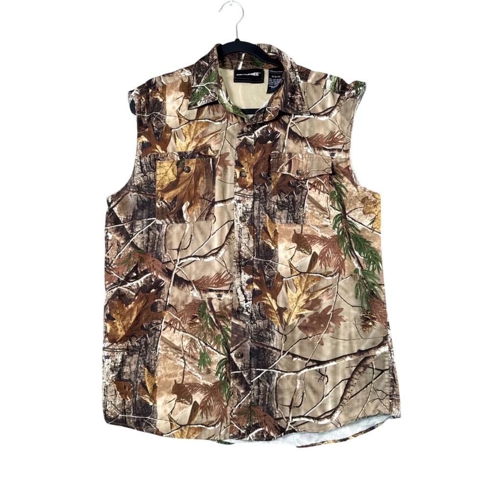 Realtree Camo Sleeveless Button Up Shirt Vest Men's M Hunting Fishing‎ Outdoor